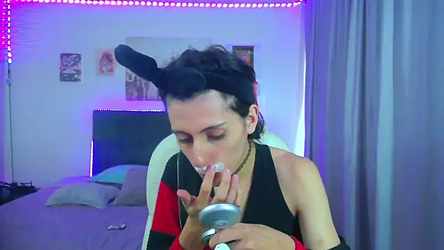 Snapshot of goth_minerva chatting on May 2026 01:45:01 PM goth minerva online show from May 2026 01:45:01 PM