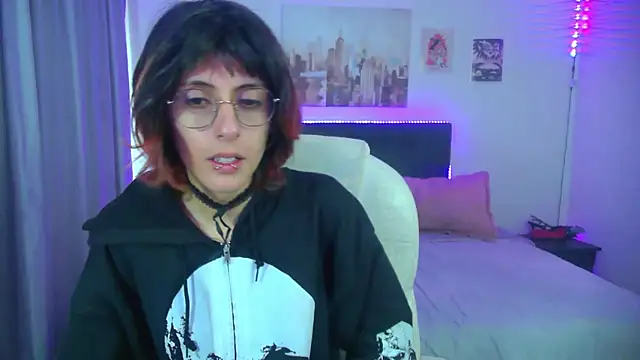 Snapshot of goth_minerva chatting on May 2026 01:31:02 PM goth minerva online show from May 2026 01:31:02 PM