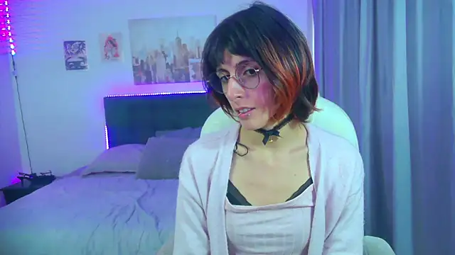 Snapshot of goth_minerva chatting on May 2026 01:30:01 PM goth minerva online show from May 2026 01:30:01 PM