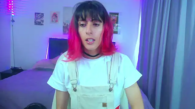 Snapshot of goth_minerva chatting on April 2026 01:35:01 PM goth minerva online show from April 2026 01:35:01 PM
