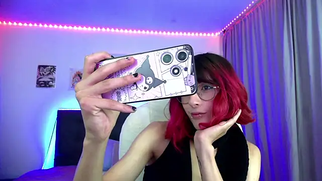 goth minerva online show from January 2026 01:39:01 PM