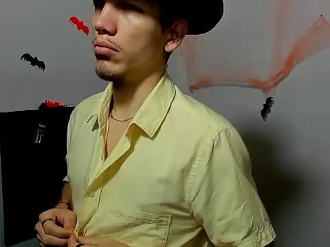 kevinkewman online show from October 2025 12:17:01 PM