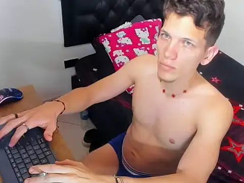 kevinkewman online show from December 2025 10:32:02 AM