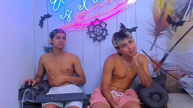 Meneaterss online show from October 2025 11:22:02 AM