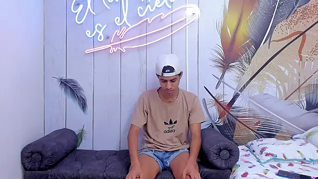 Meneaterss online show from September 2025 08:25:02 PM