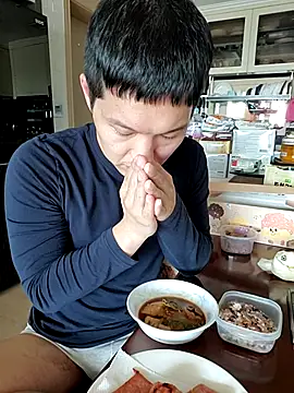 Snapshot of woonee827372 chatting on November 2025 04:12:02 AM woonee827372 online show from November 2025 04:12:02 AM