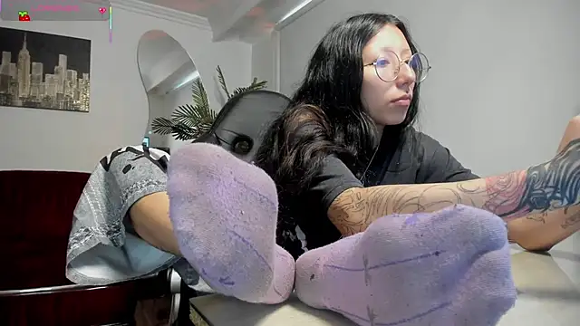 Laila Angels online show from June 2026 07:25:01 PM