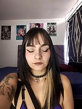 KARINNA  RAVEN online show from May 2026 08:56:01 PM
