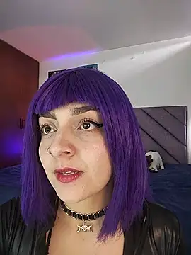 Snapshot of KARINNA__RAVEN chatting on June 2026 08:50:01 PM KARINNA RAVEN online show from June 2026 08:50:01 PM
