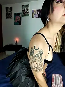 KARINNA  RAVEN online show from October 2025 09:29:02 PM