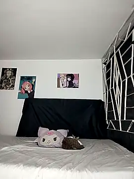 KARINNA  RAVEN online show from March 2026 12:00:01 AM