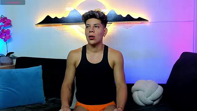 Almiboys online show from April 2026 03:02:02 AM