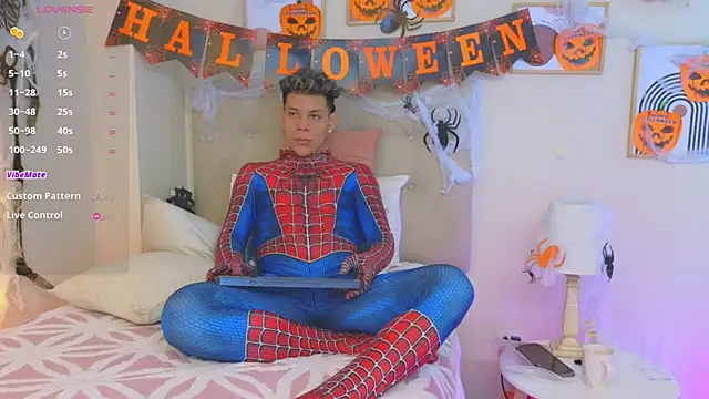 Almiboys online show from October 2025 08:41:01 PM