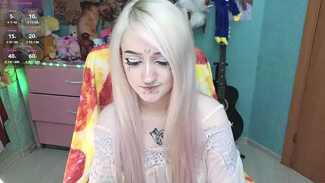 Manuela unicorn online show from November 2025 08:13:02 PM