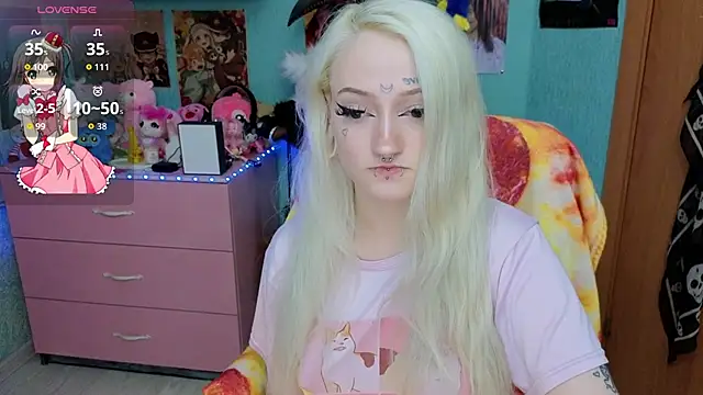 Snapshot of Manuela_unicorn chatting on June 2026 06:50:01 PM Manuela unicorn online show from June 2026 06:50:01 PM
