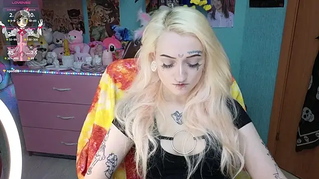 Manuela unicorn online show from March 2026 05:03:01 PM