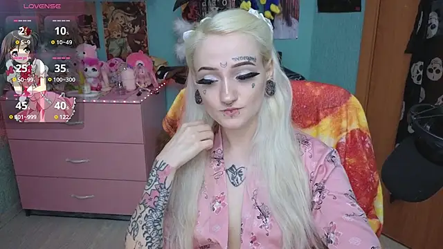 Manuela unicorn online show from May 2026 08:53:01 PM