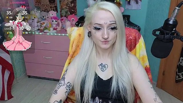 Manuela unicorn online show from May 2026 08:53:02 PM