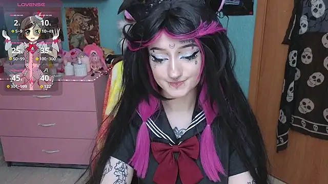 Manuela unicorn online show from May 2026 10:04:02 PM