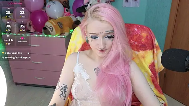 Manuela unicorn online show from December 2025 08:53:01 PM