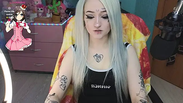 Manuela unicorn online show from April 2026 08:37:01 PM