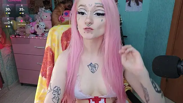 Manuela unicorn online show from December 2025 08:46:01 PM