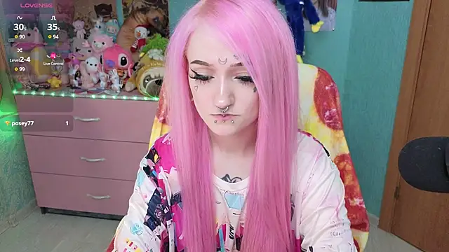 Manuela unicorn online show from December 2025 08:10:02 PM