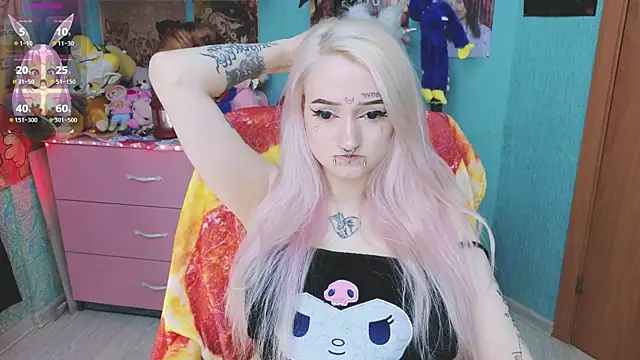 Manuela unicorn online show from November 2025 07:39:02 PM