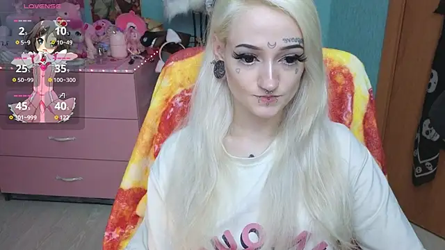 Manuela unicorn online show from May 2026 09:01:02 PM