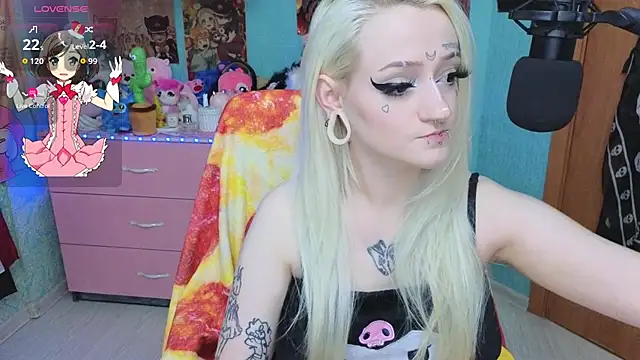 Snapshot of Manuela_unicorn chatting on July 2026 04:18:02 PM Manuela unicorn online show from July 2026 04:18:02 PM
