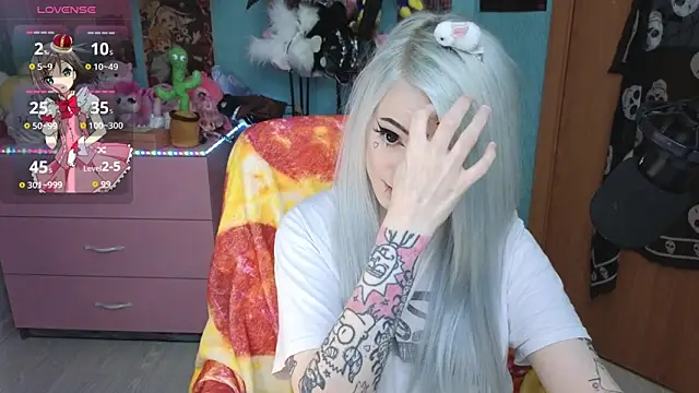Manuela unicorn online show from April 2026 09:10:01 PM