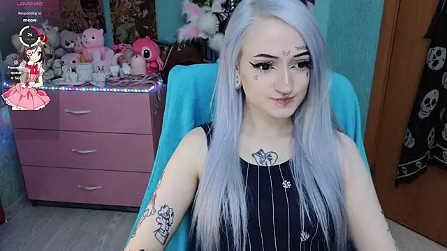 Manuela unicorn online show from March 2026 09:24:02 PM