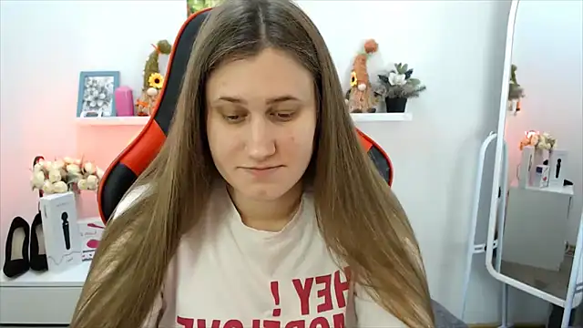 Snapshot of Lucky_Lana chatting on February 2026 03:24:01 AM Lucky Lana online show from February 2026 03:24:01 AM