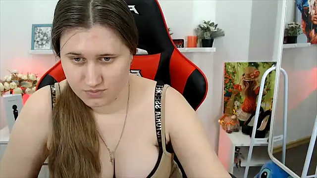 Snapshot of Lucky_Lana chatting on March 2025 05:46:01 AM Lucky Lana online show from March 2025 05:46:01 AM