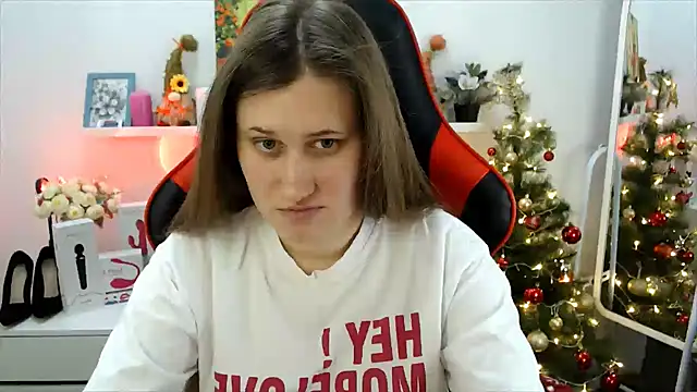 Snapshot of Lucky_Lana chatting on January 2026 03:35:02 AM Lucky Lana online show from January 2026 03:35:02 AM