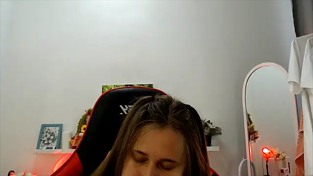 Lucky Lana online show from May 2026 02:42:02 AM