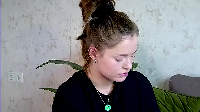 AshleyD  online show from September 2025 03:12:02 AM