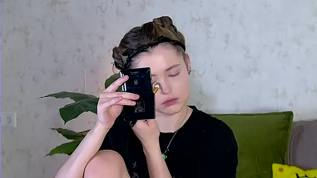 AshleyD  online show from December 2025 02:23:02 AM