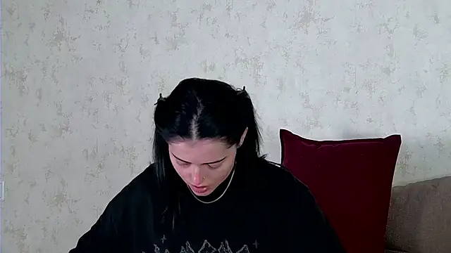 AshleyD  online show from May 2026 02:08:01 PM
