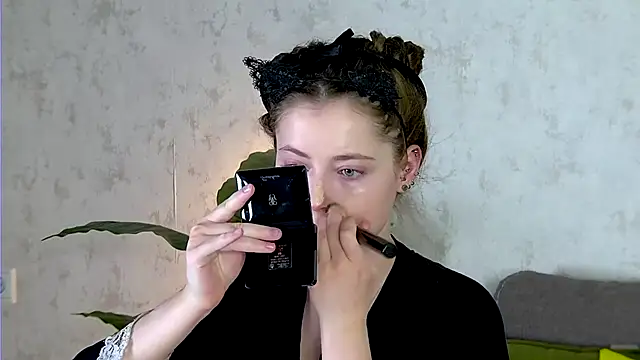 AshleyD  online show from November 2025 03:28:01 AM