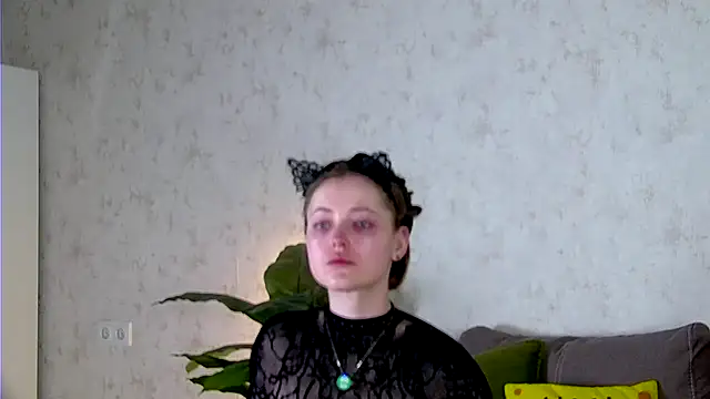 AshleyD  online show from November 2025 07:02:02 PM