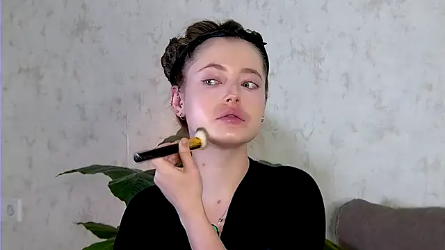 AshleyD  online show from December 2025 02:12:01 AM