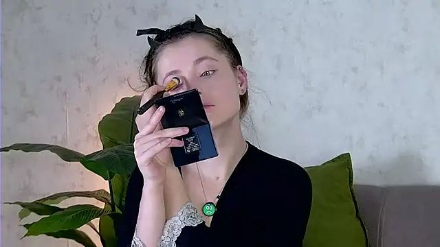 AshleyD  online show from November 2025 01:28:01 AM