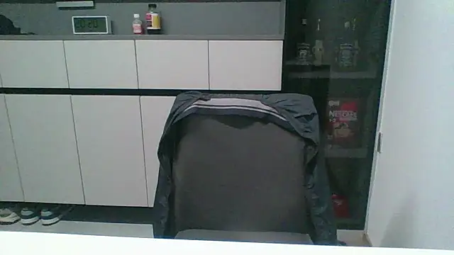 Snapshot of nole_china7 chatting on December 2025 12:21:02 PM nole china7 online show from December 2025 12:21:02 PM