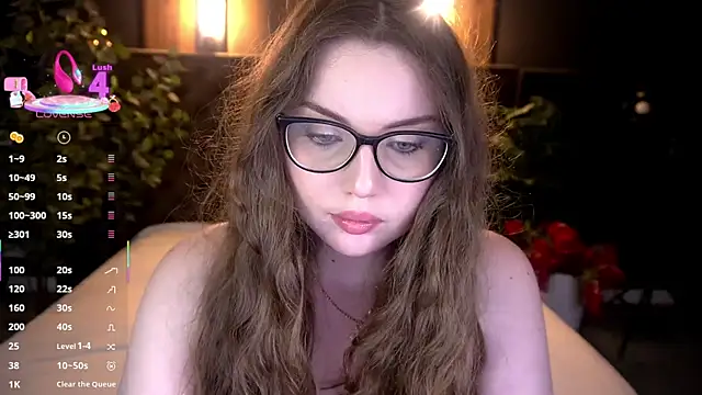 Snapshot of LuxSopphia chatting on July 2026 12:23:01 PM LuxSopphia online show from July 2026 12:23:01 PM