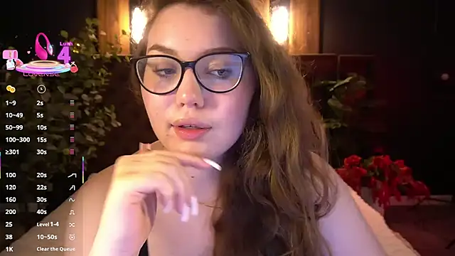 LuxSopphia online show from May 2026 12:38:02 PM