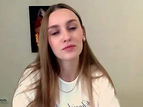 Snapshot of Doll_Angelina chatting on October 2025 06:32:02 AM Doll Angelina online show from October 2025 06:32:02 AM