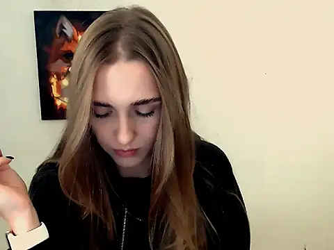 Snapshot of Doll_Angelina chatting on September 2025 06:09:01 AM Doll Angelina online show from September 2025 06:09:01 AM