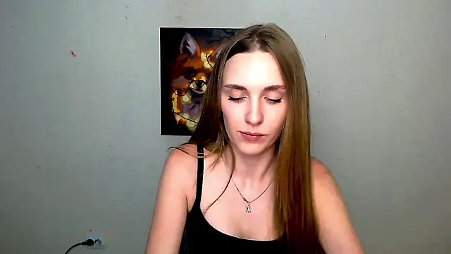 Snapshot of Doll_Angelina chatting on June 2026 05:40:02 AM Doll Angelina online show from June 2026 05:40:02 AM