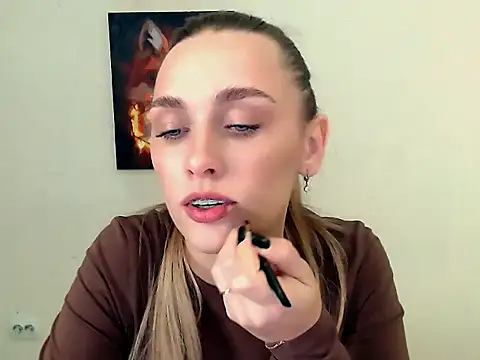 Snapshot of Doll_Angelina chatting on October 2025 05:53:01 AM Doll Angelina online show from October 2025 05:53:01 AM